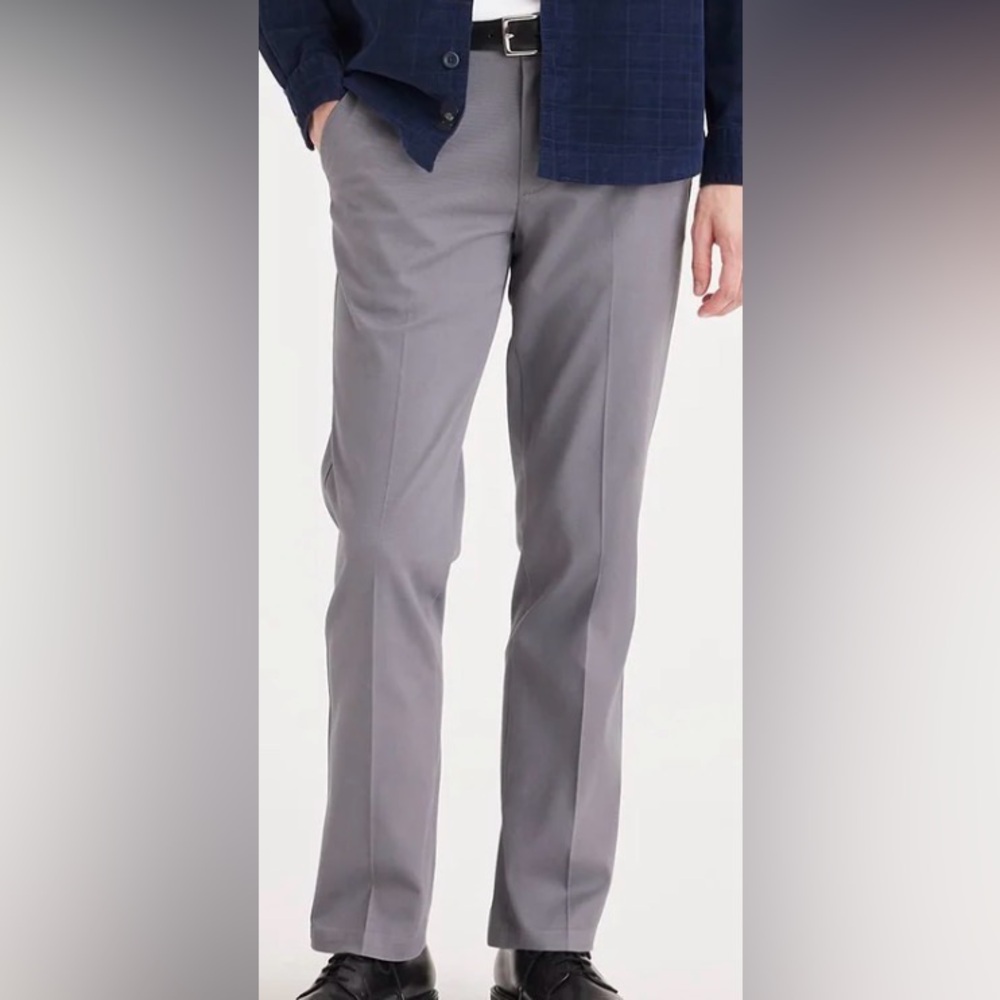 NWT - Dockers Iron Free Straight Fit Flat Front Pants Stainless Steel 38x30